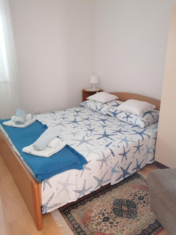Apartment Basic بيتريتْشاني المظهر الخارجي الصورة