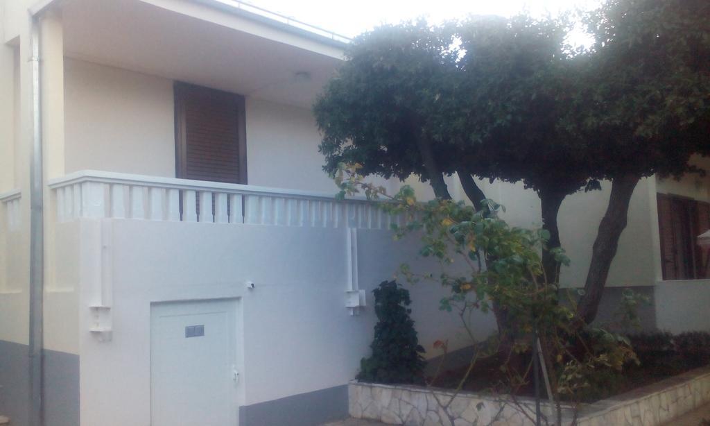 Apartment Basic بيتريتْشاني المظهر الخارجي الصورة